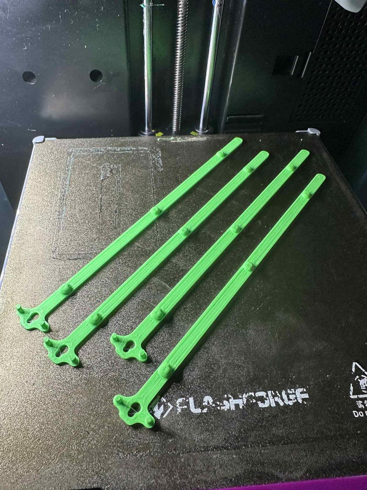 hot wheels display hanger - empire420